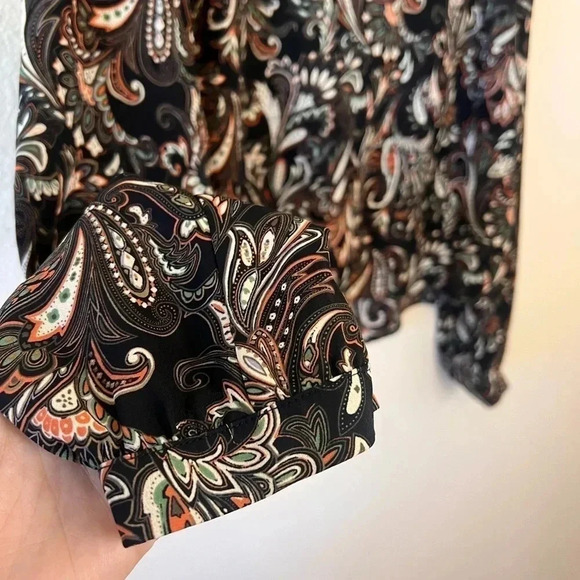 ASTR Paisley Longsleeve Blouse - Picture 6 of 7